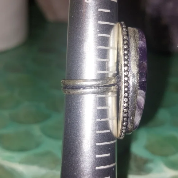 Large Chevron Amethyst Statement Ring 💍 - Picture 6 of 6